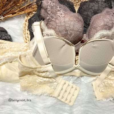 酒心巧克力 Liquor Filled Chocolate